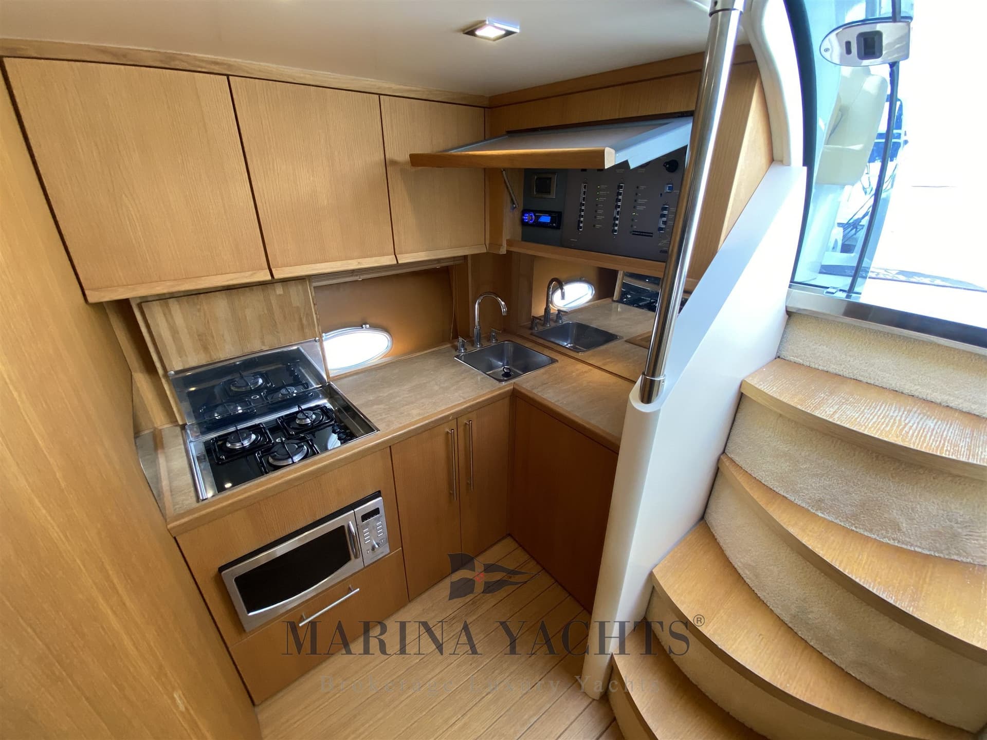 Sessa Marine C42 gebraucht - Hauptbild 8