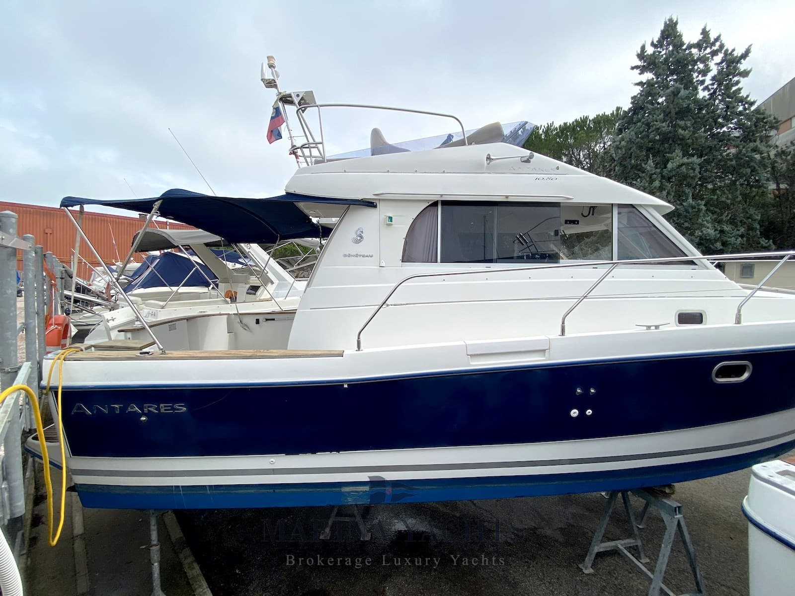 Beneteau Antares 10.80 usato - foto hero 20