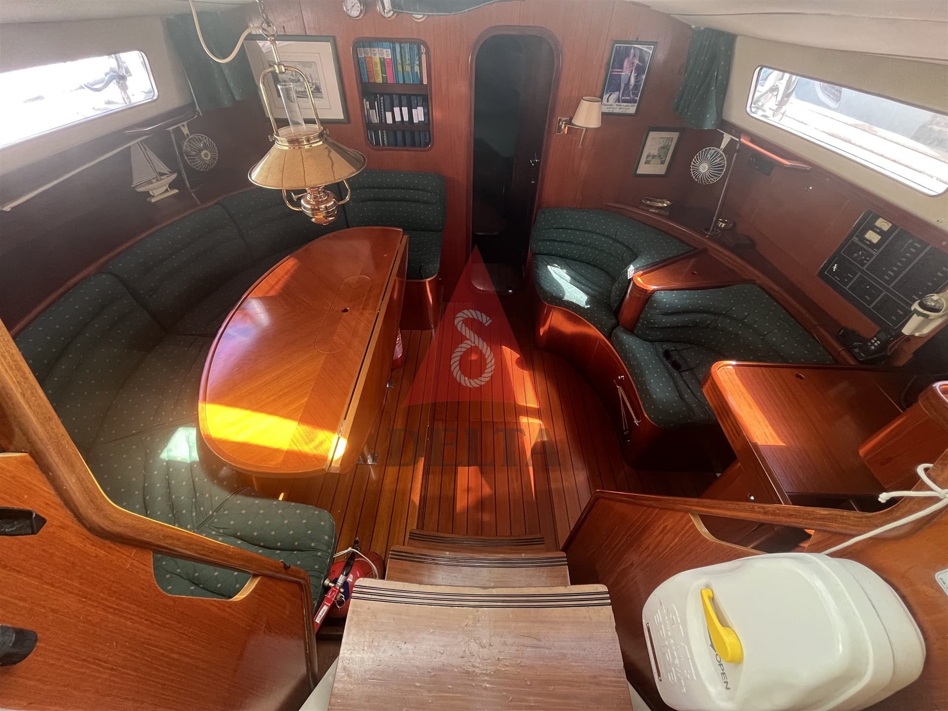 Beneteau Oceanis 44 CC used - hero image 5