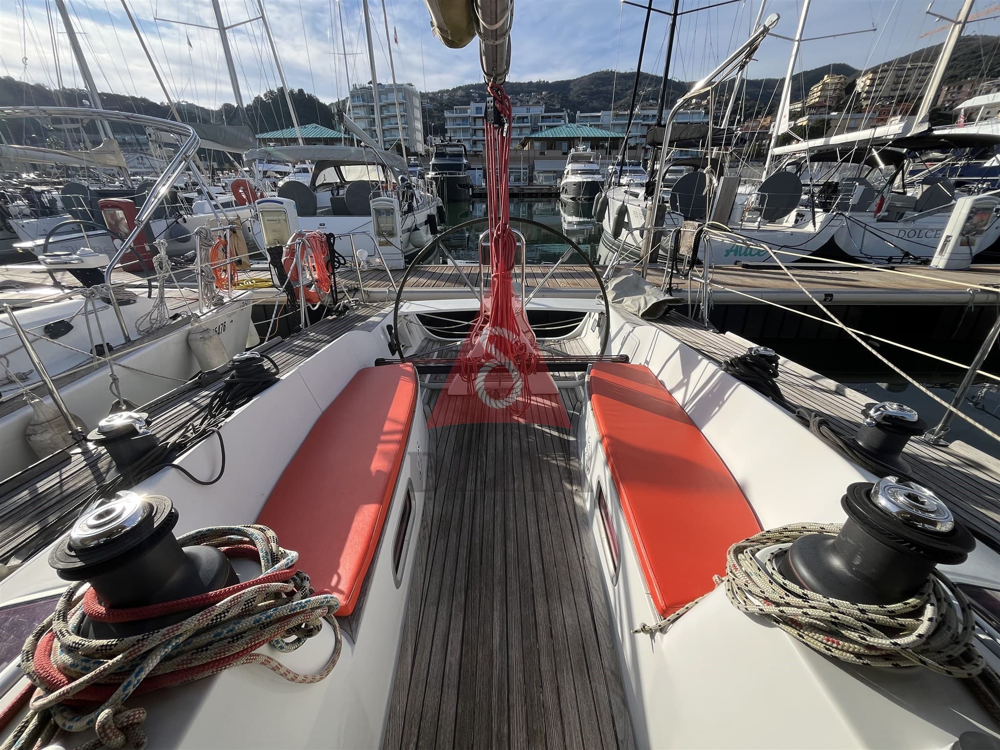 Comar Comet 41 S - Deck View Comar Comet 41 S - Deck View