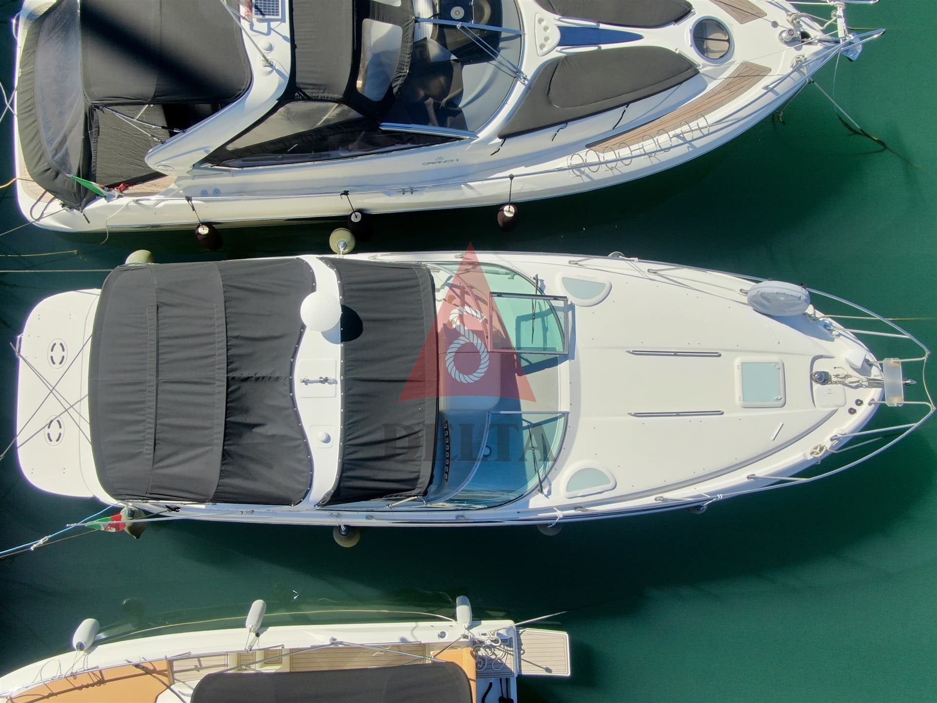 Bayliner 300 Sb - Detail View 1 Bayliner 300 Sb - Detail View 1