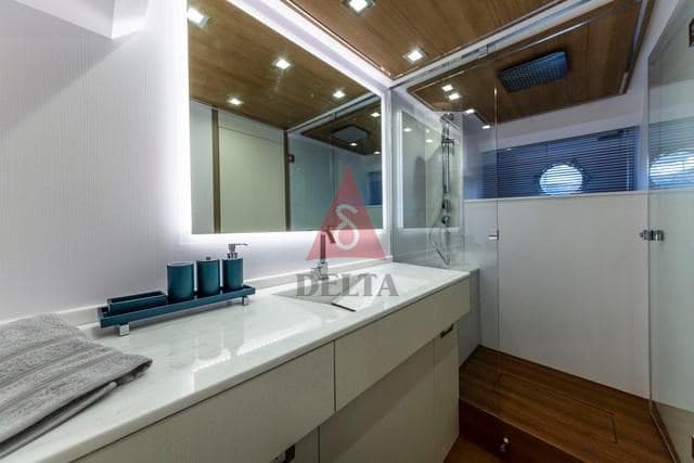 Rio Yachts Sport Coupé 58 d'occasion - image hero 15