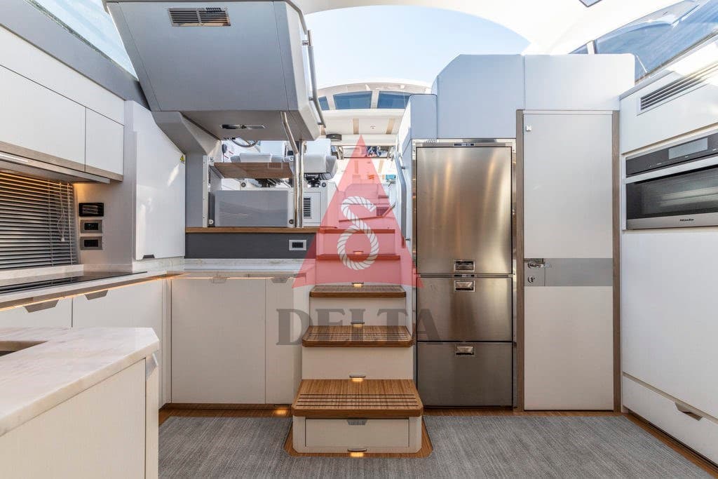 Rio Yachts Sport Coupé 58 d'occasion - image hero 9
