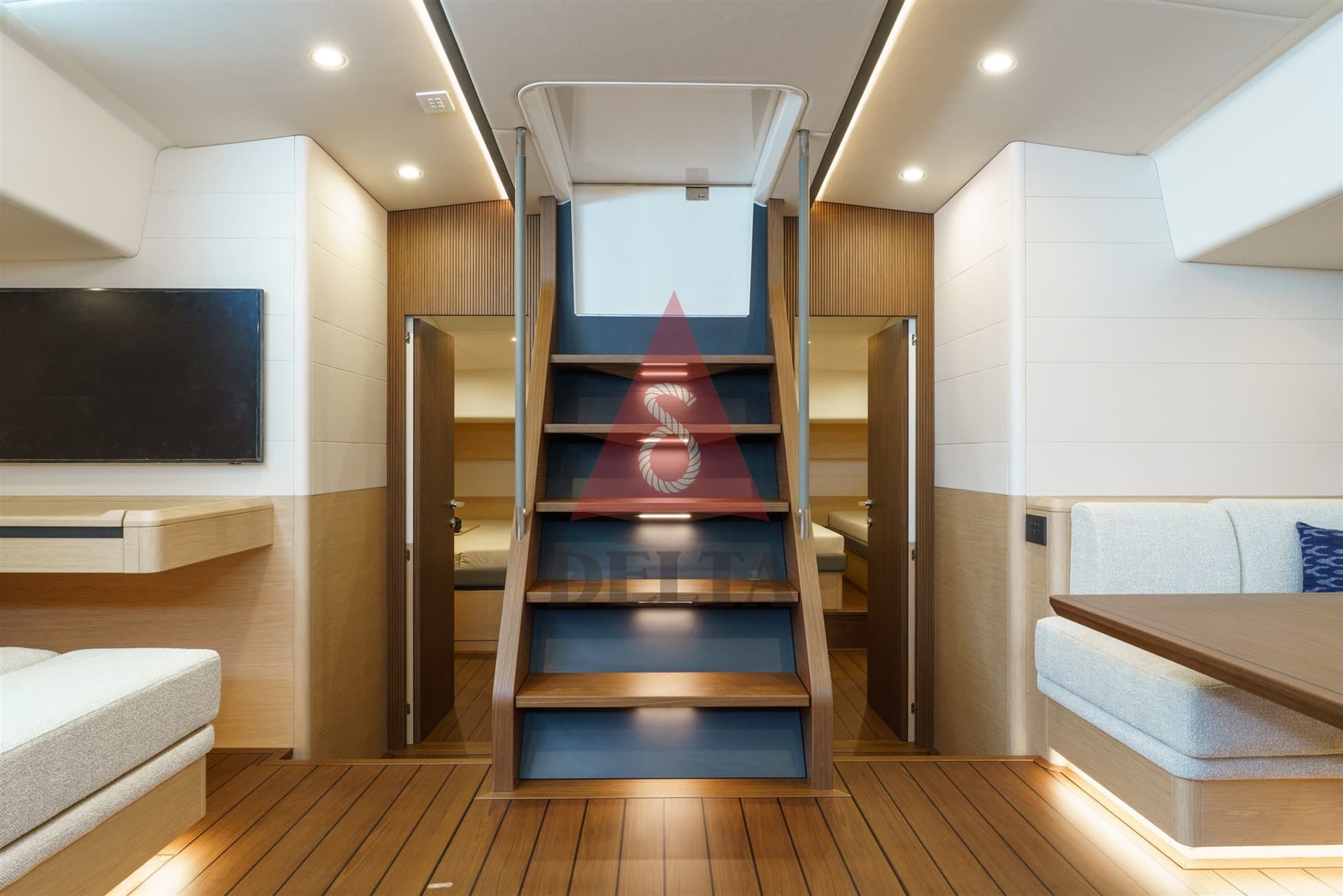 ICE Yachts 66 Rs - Deck View ICE Yachts 66 Rs - Deck View