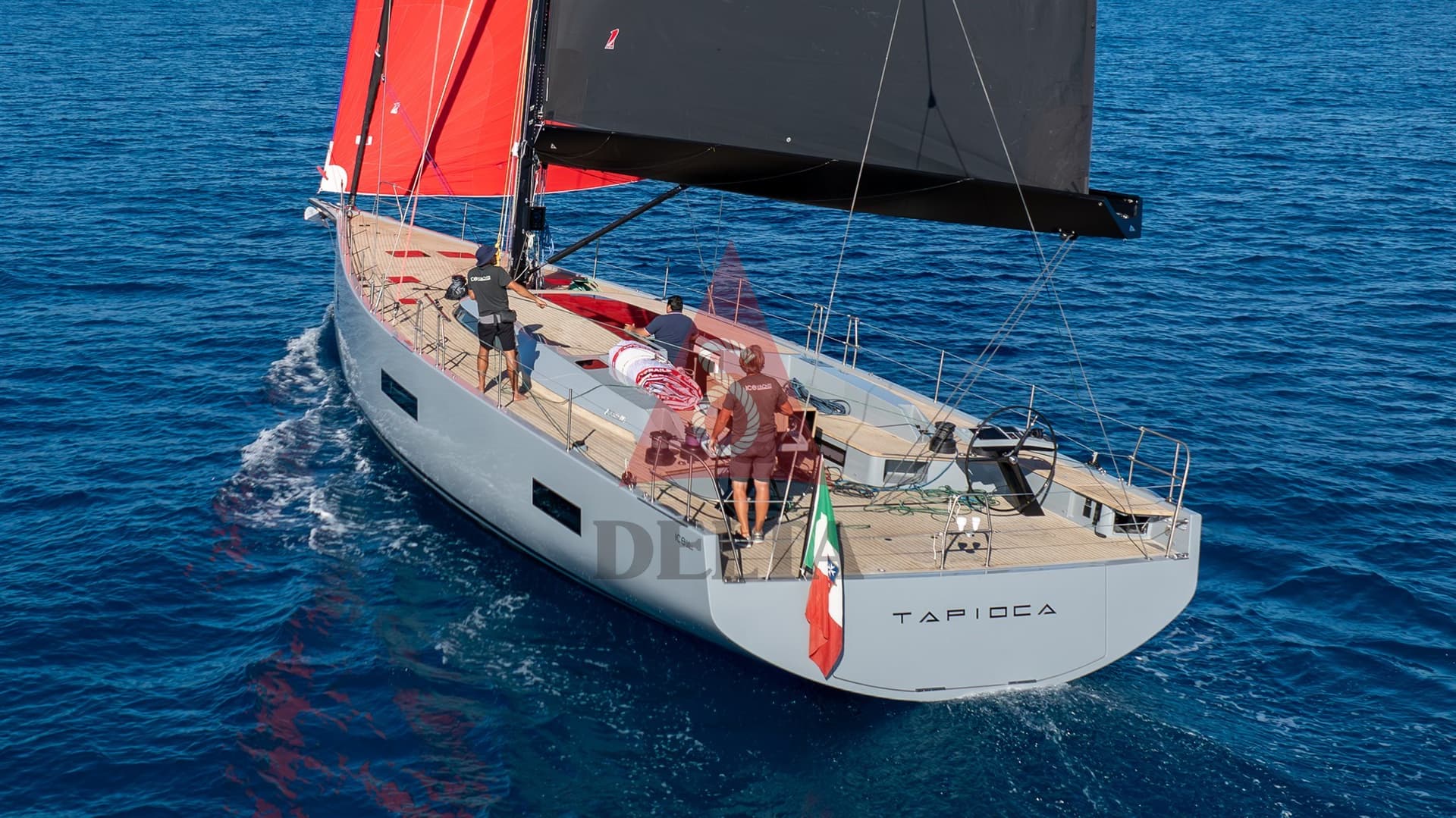 ICE Yachts 66 RS usato - foto hero 2
