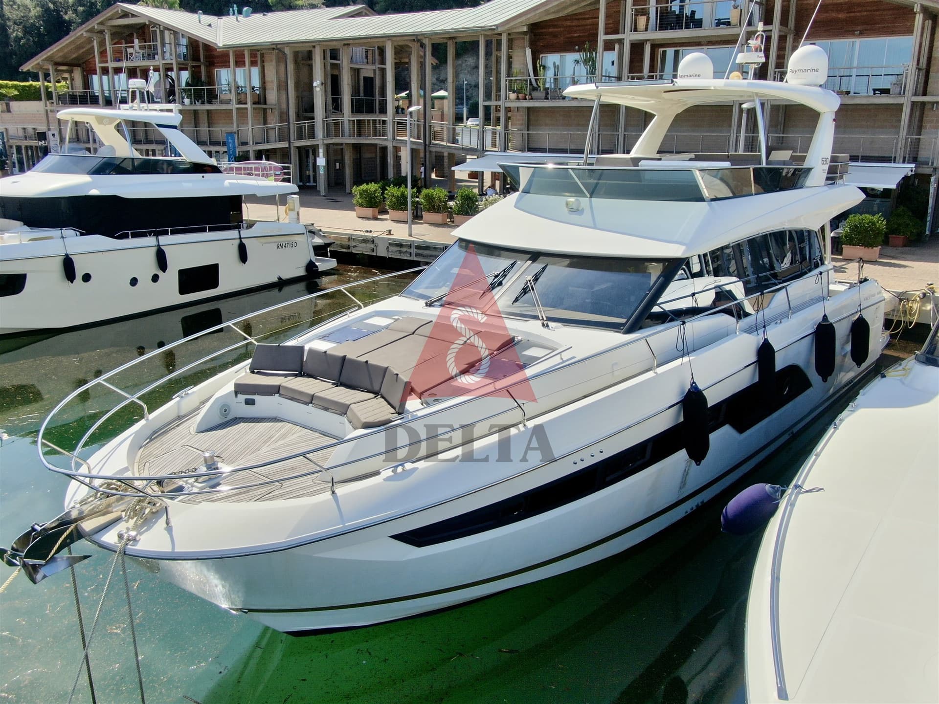 Prestige Prestige 630 - Detail View 1 Prestige Prestige 630 - Detail View 1