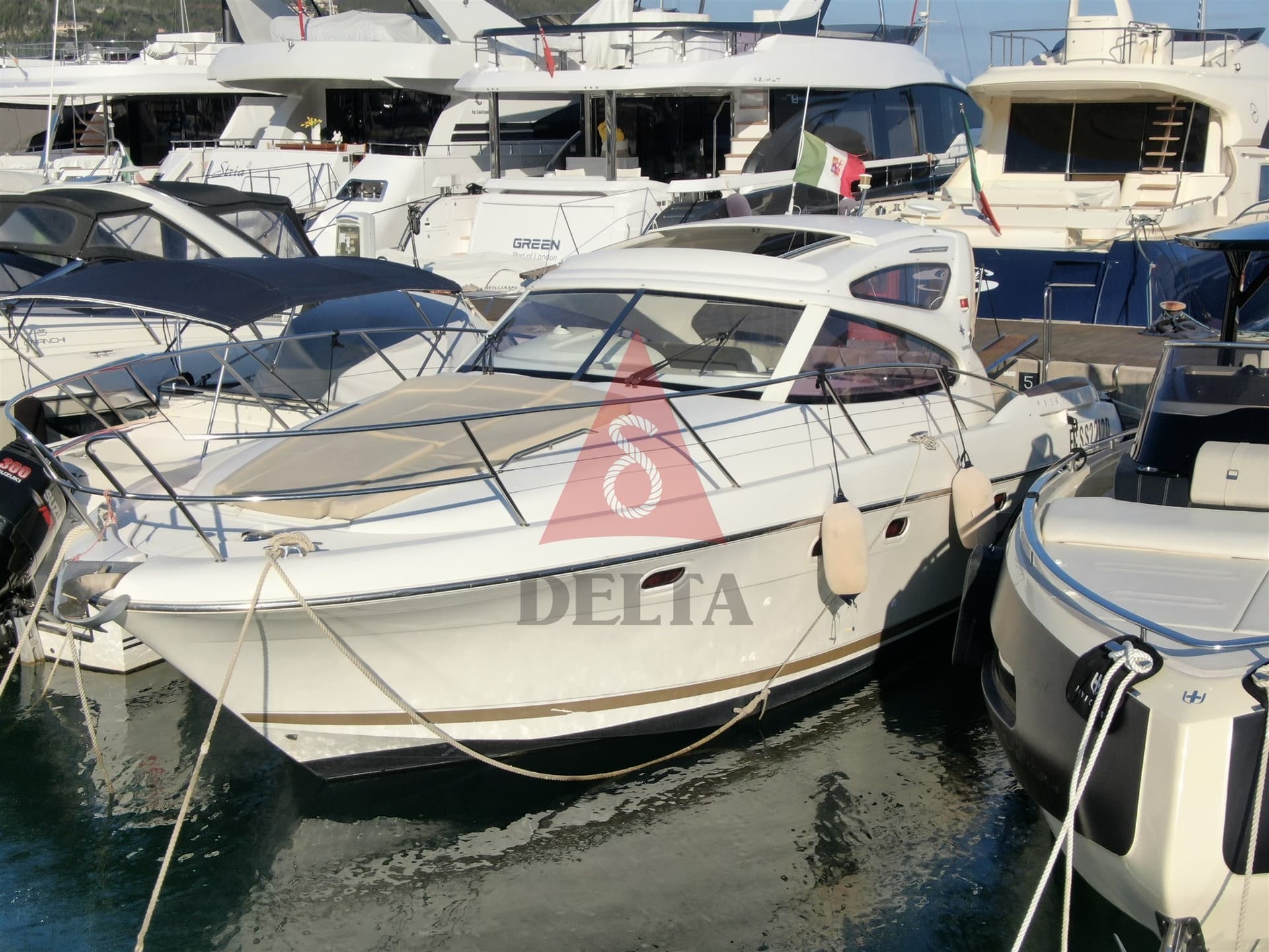 Jeanneau PRESTIGE 34 S usato - vista principale