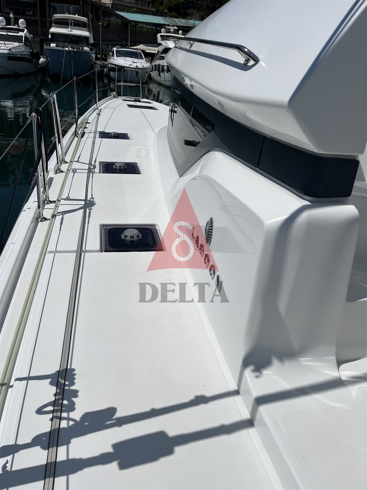 Lagoon 50 - Deck View Lagoon 50 - Deck View