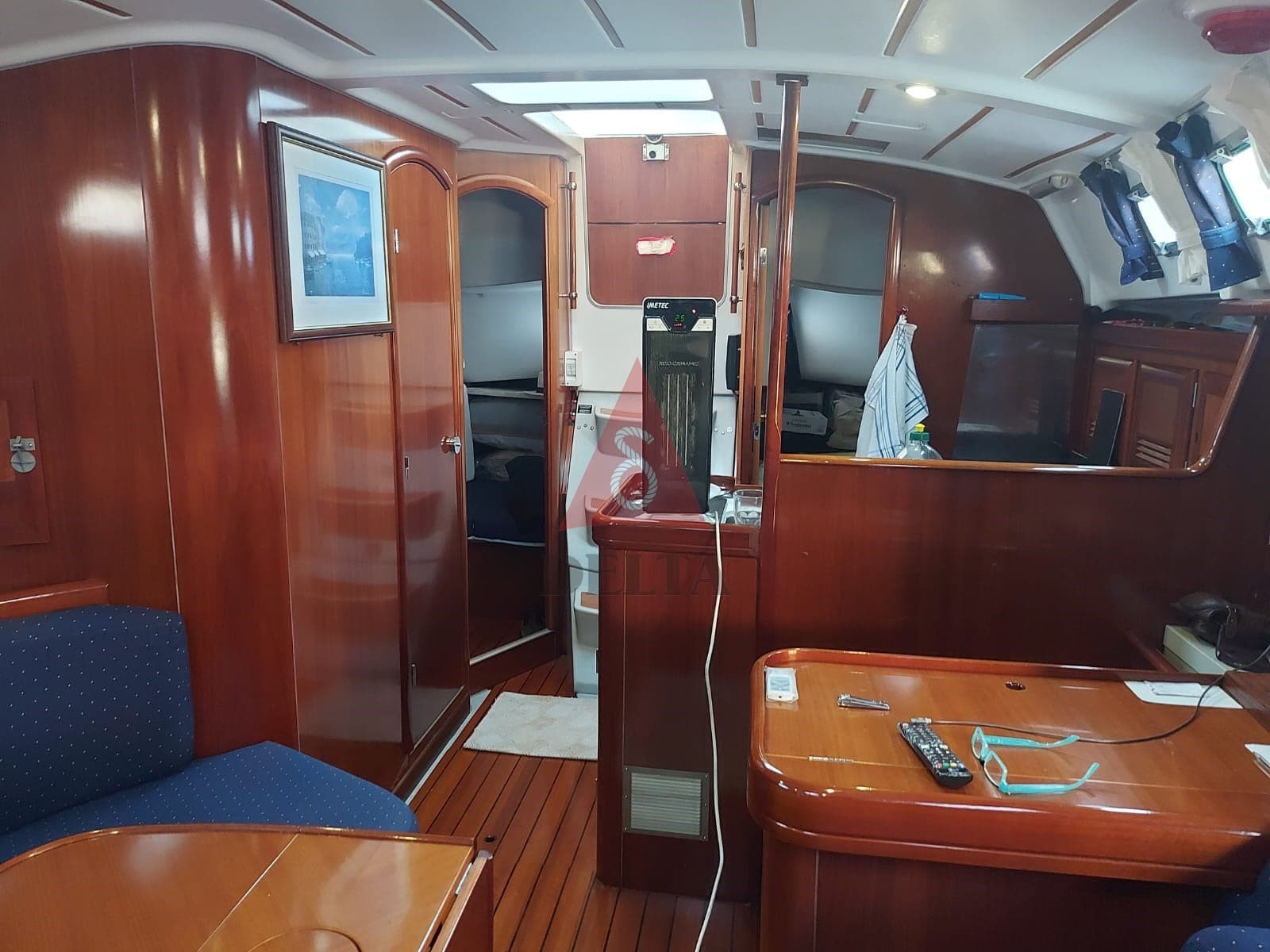 Beneteau Oceanis 361 - Deck View Beneteau Oceanis 361 - Deck View