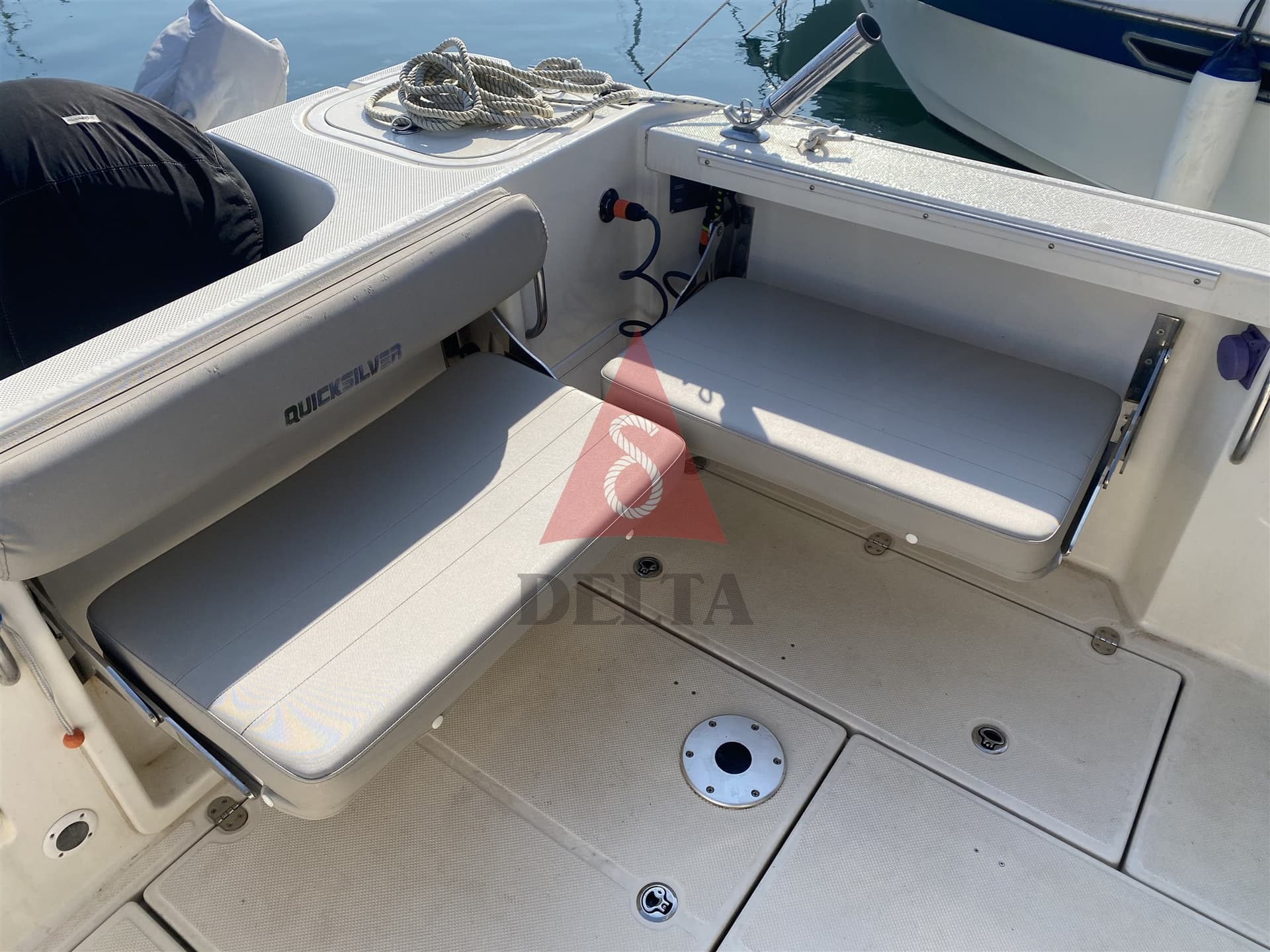 Quicksilver 675 Pilothouse usato - foto hero 6