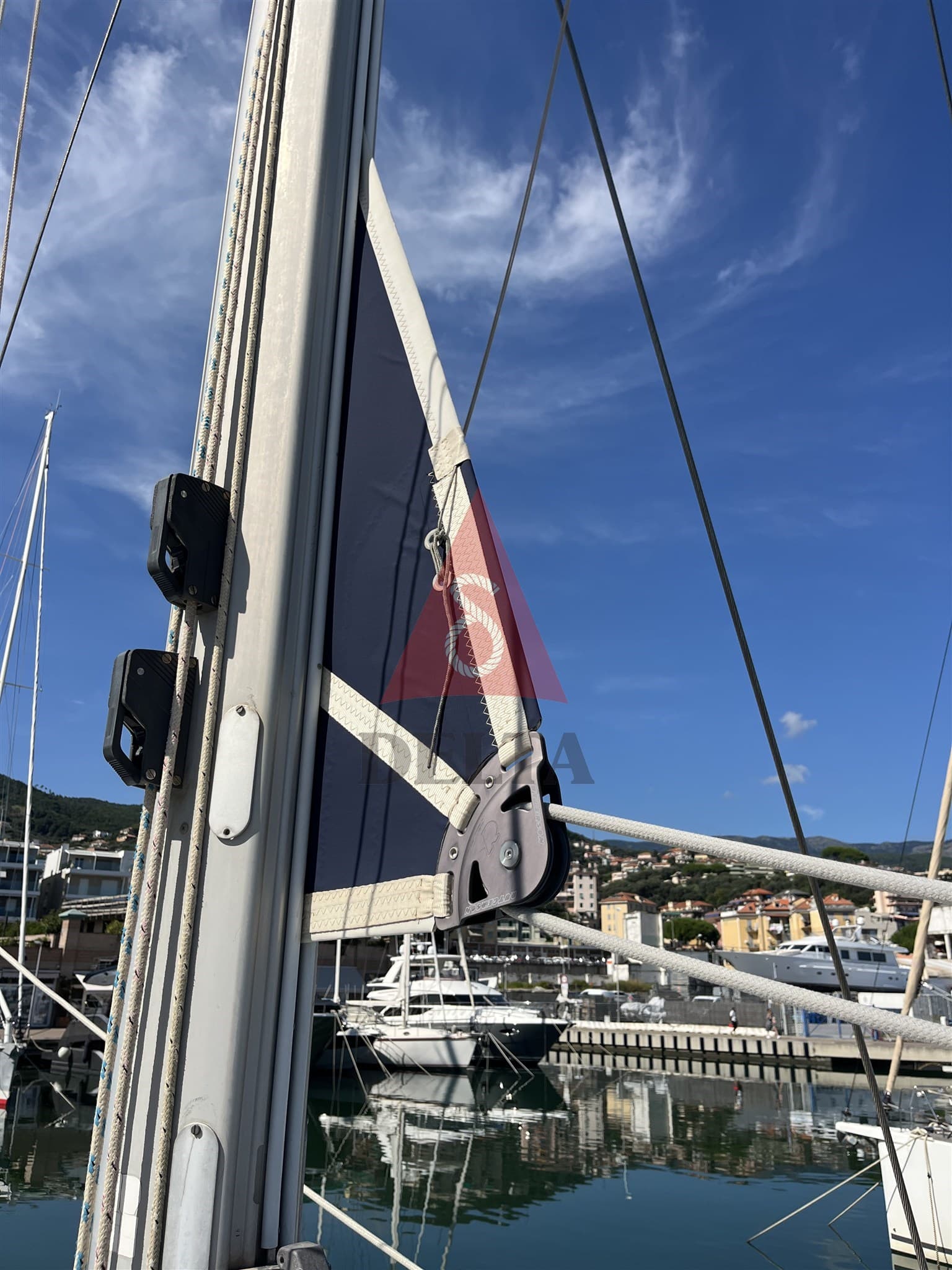 Beneteau Oceanis 473 used - hero image 6
