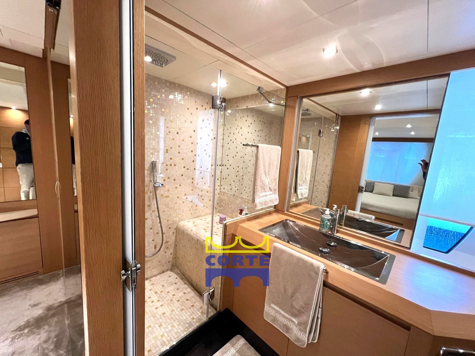 Pershing Pershing 80' used - hero image 8