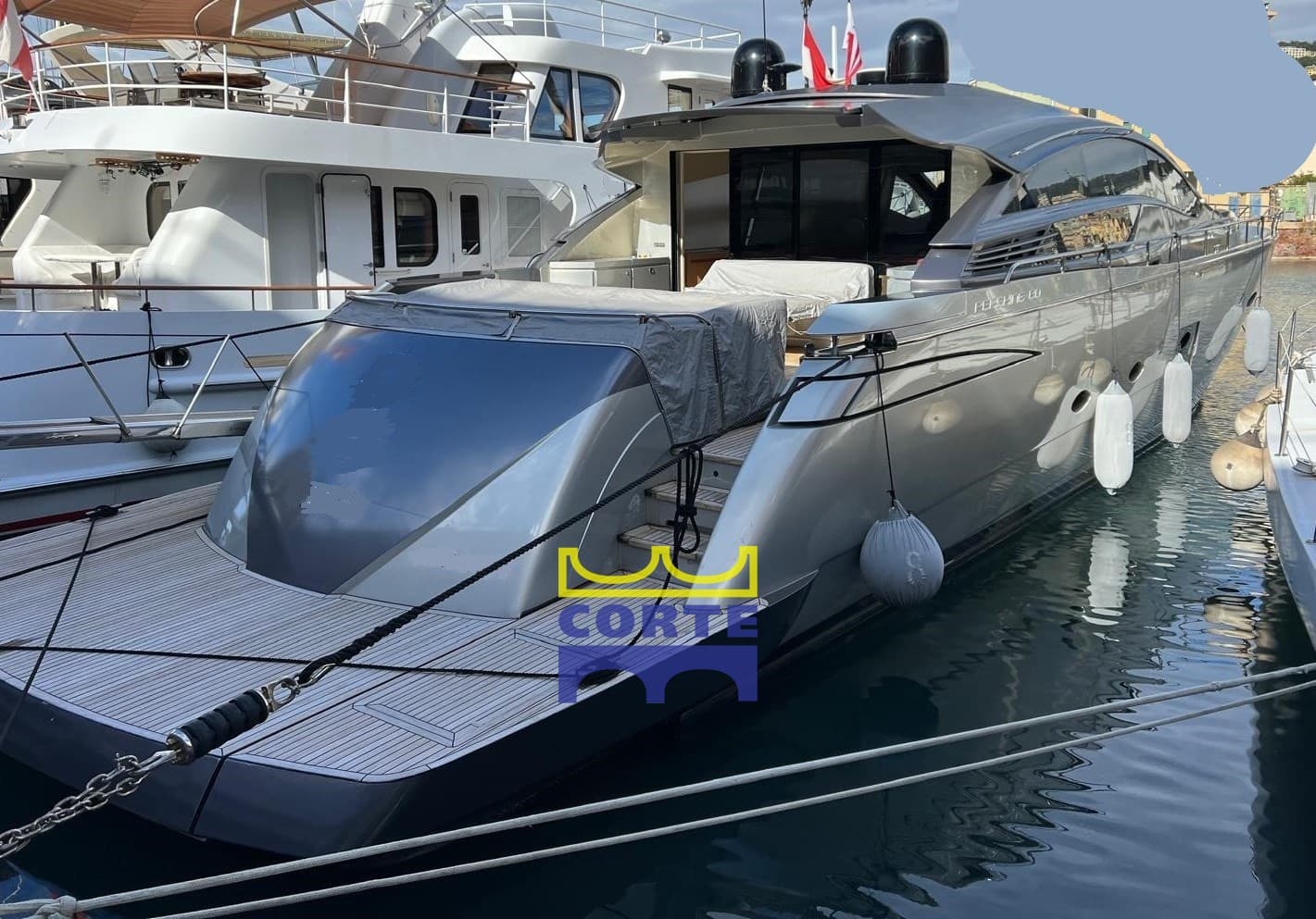 Pershing Pershing 80' used - main view
