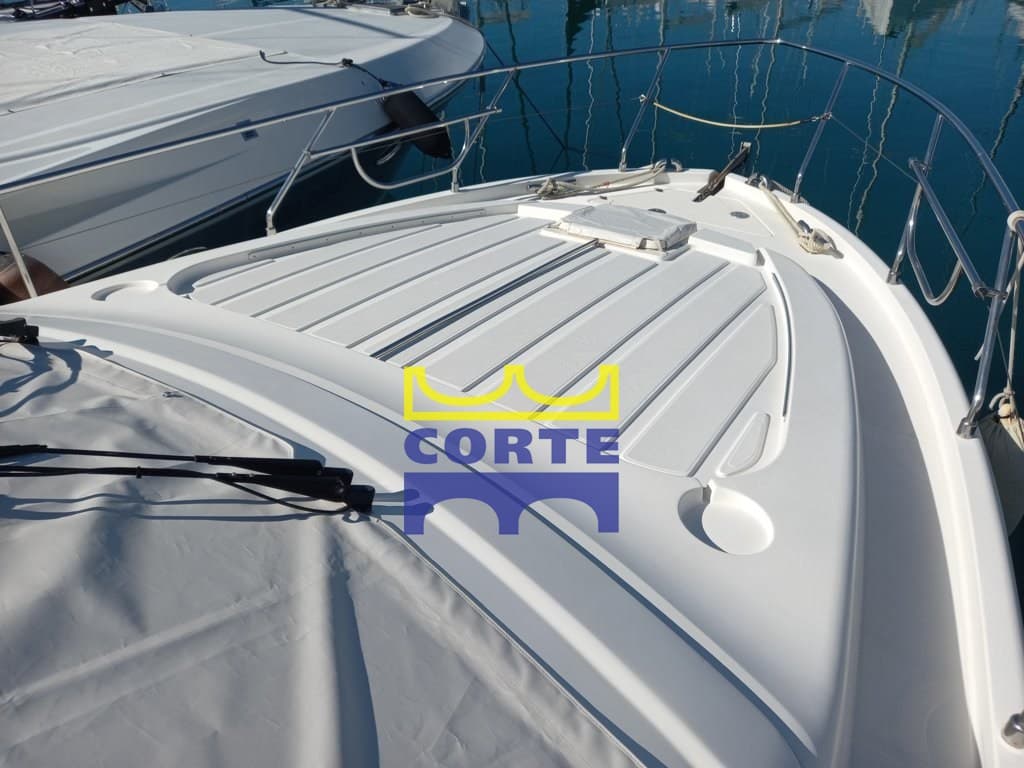 Ferretti Yachts 430 usato - foto hero 14