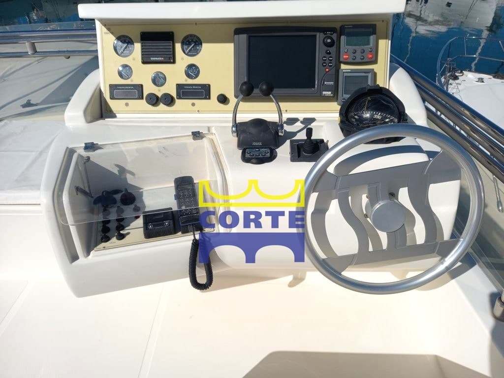 Ferretti Yachts 430 usato - foto hero 12