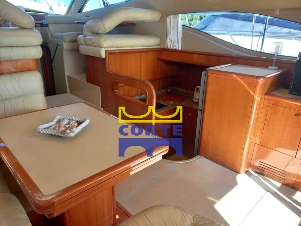 Ferretti Yachts 430 - Deck View Ferretti Yachts 430 - Deck View