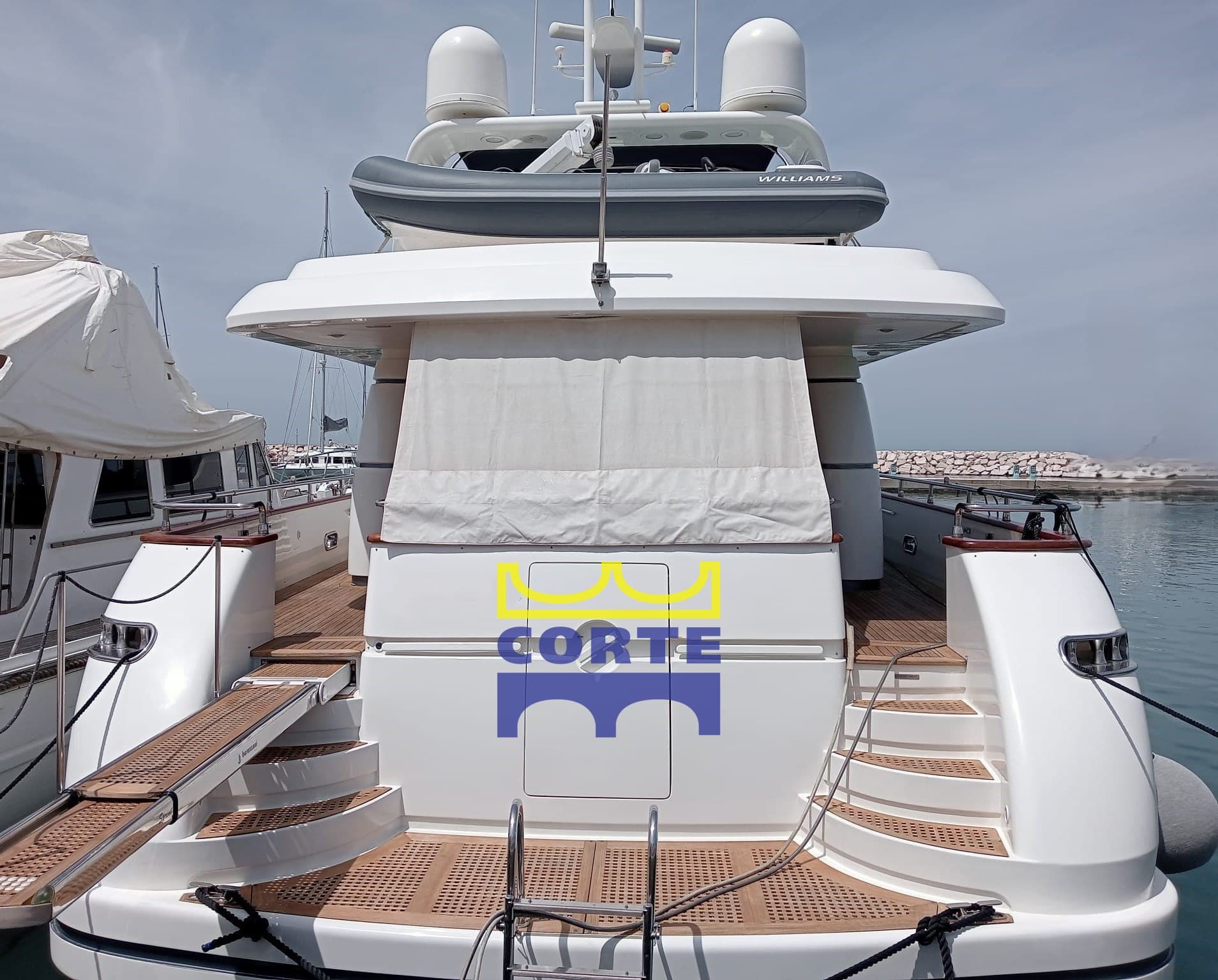 Sanlorenzo Sl 82 - Detail View 1 Sanlorenzo Sl 82 - Detail View 1