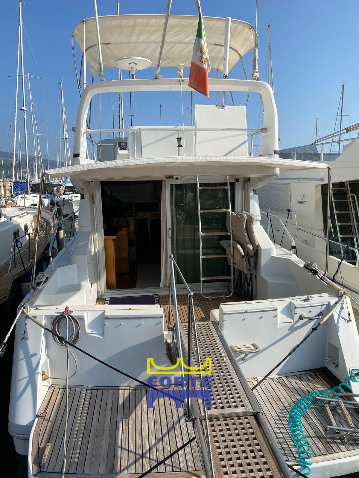 Raffaelli Typhoon Fly 38 - Interior View Raffaelli Typhoon Fly 38 - Interior View