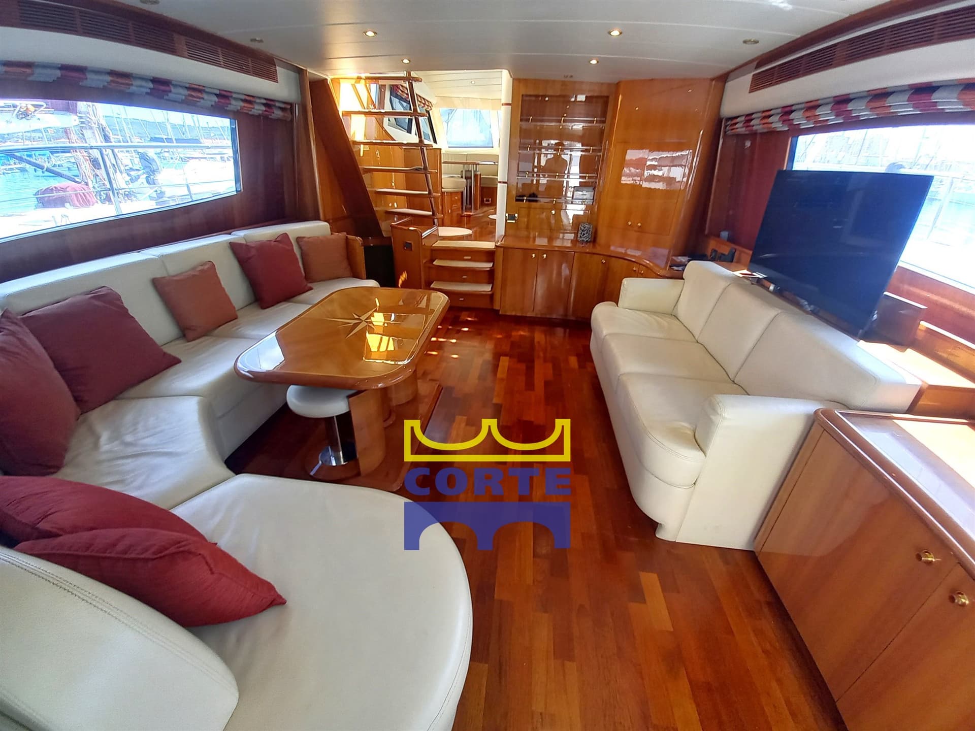 Guy Couach 2200 - Interior View Guy Couach 2200 - Interior View