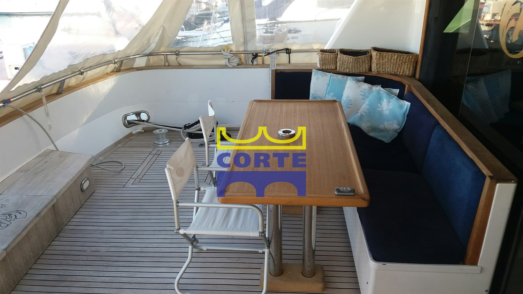 Versilcraft Falcon 70 - Interior View Versilcraft Falcon 70 - Interior View