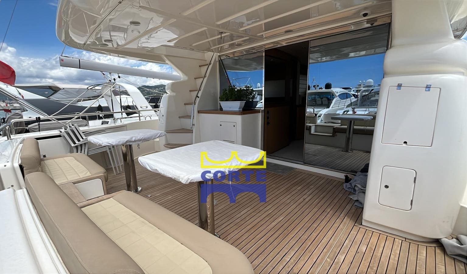 Ferretti Yachts 630 - Interior View Ferretti Yachts 630 - Interior View