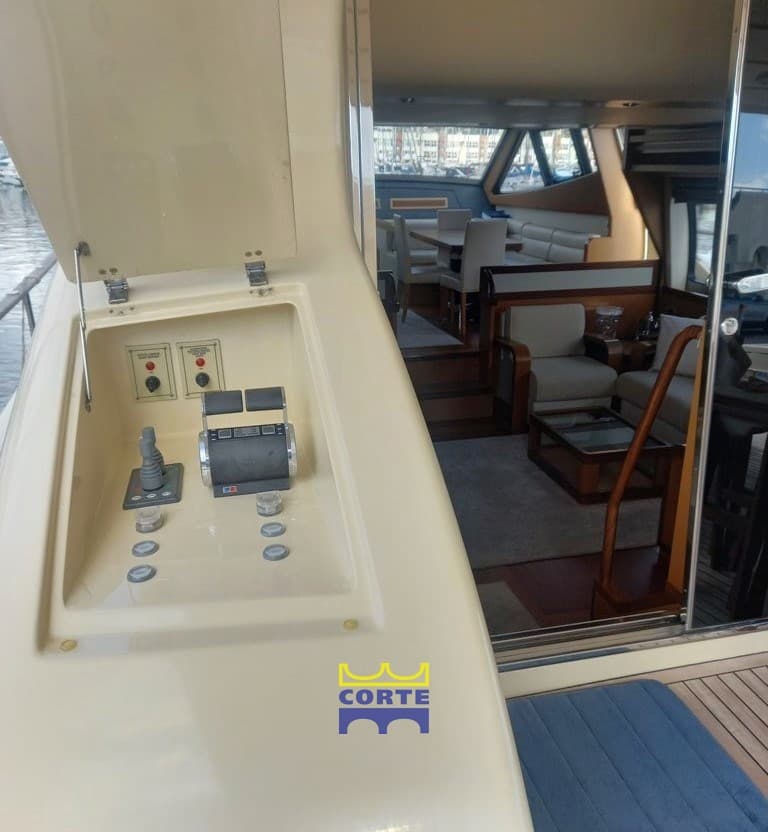 Ferretti Yachts ALTURA 690 d'occasion - image hero 14