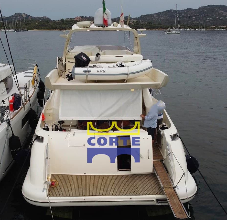 Azimut 62 - Detail View 1 Azimut 62 - Detail View 1