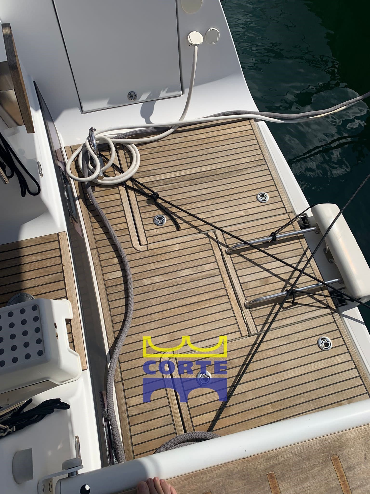 Beneteau Oceanis 60 - Deck View Beneteau Oceanis 60 - Deck View