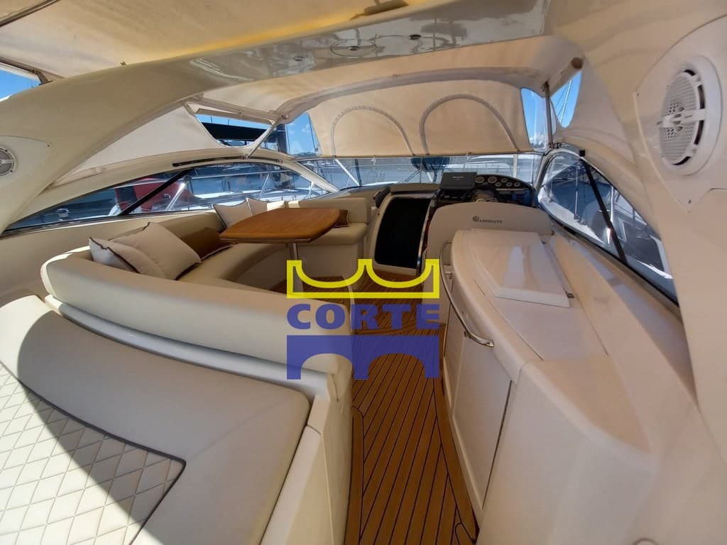 Absolute Absolute 45 - Interior View Absolute Absolute 45 - Interior View