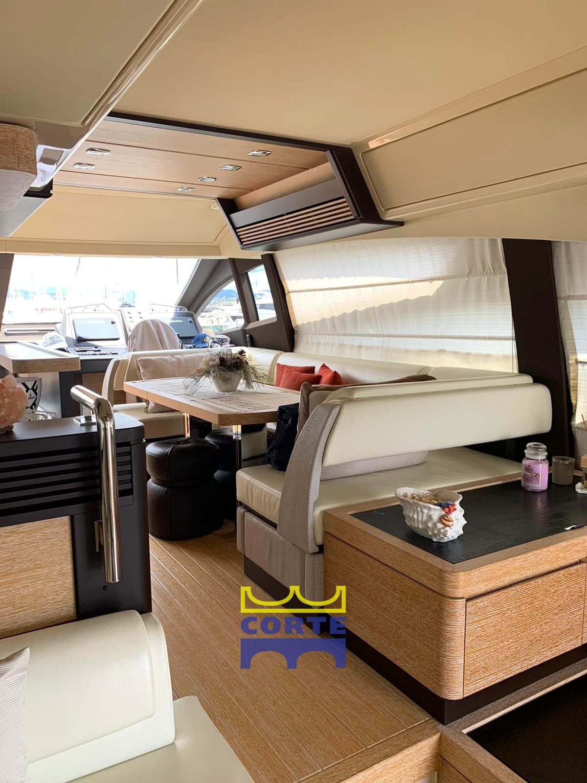 Azimut 64 gebraucht - Detail 4