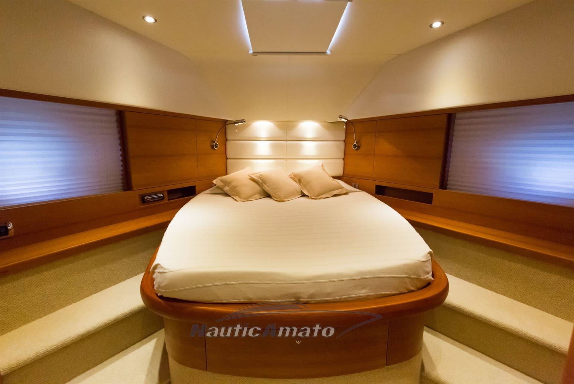 Aicon Aicon 64 Fly - Interior View Aicon Aicon 64 Fly - Interior View