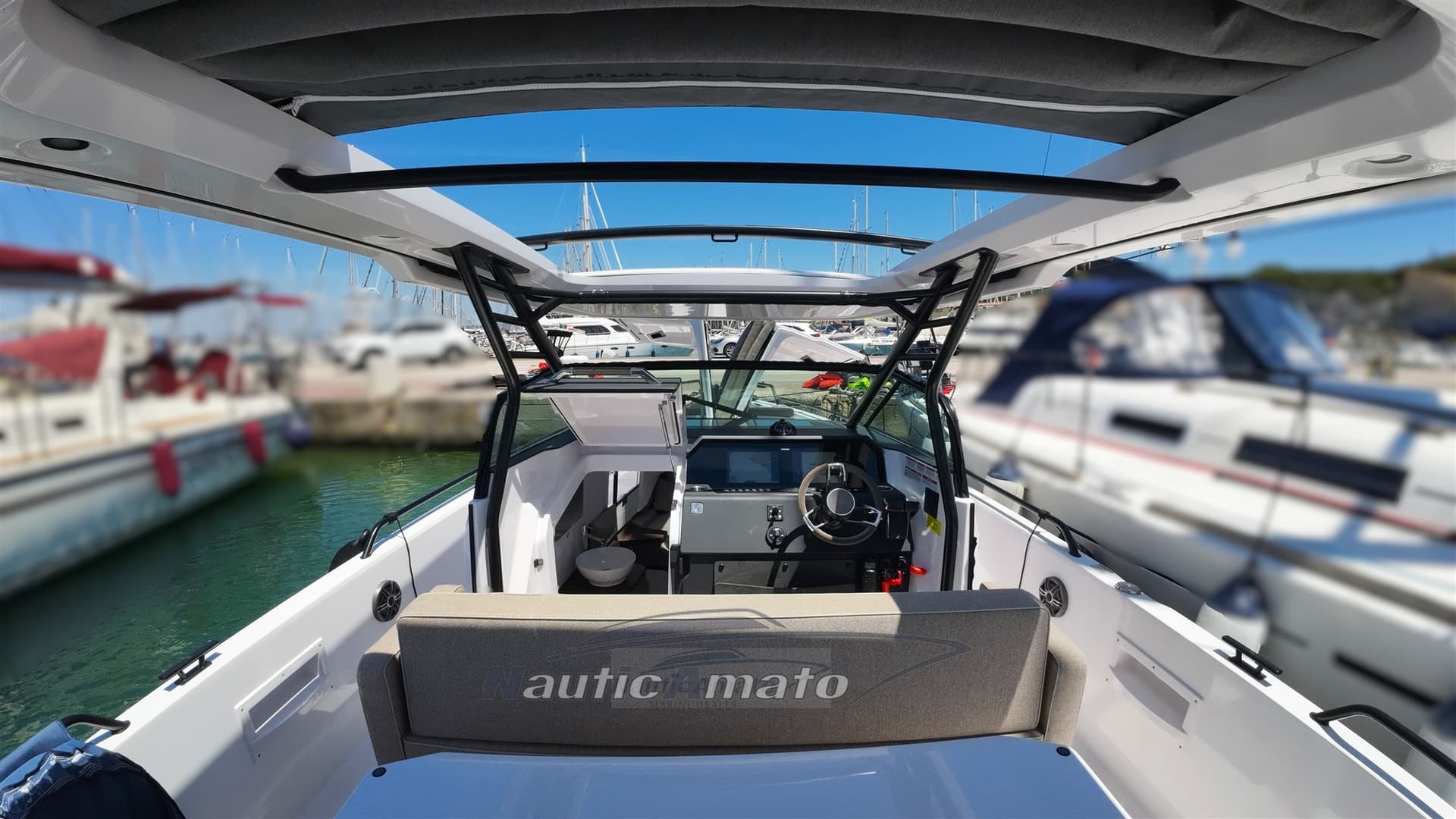 Axopar 37 SUN TOP usato - foto hero 11