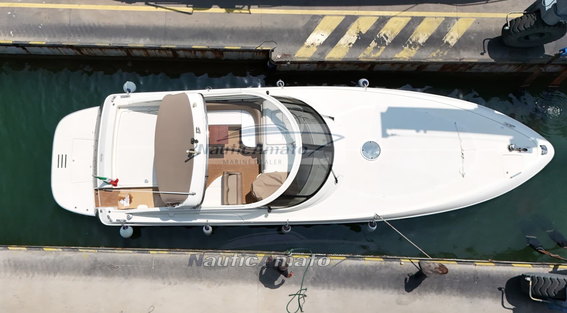 Cantieri di Baia Flash 48 - Deck View Cantieri di Baia Flash 48 - Deck View