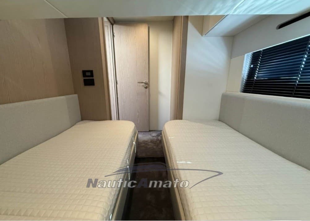 Azimut 53 usato - foto hero 18