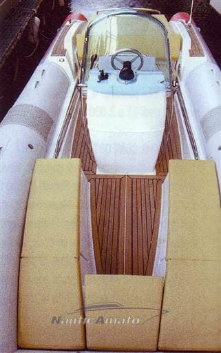 Pirelli Pzero 770 Efb - Interior View Pirelli Pzero 770 Efb - Interior View