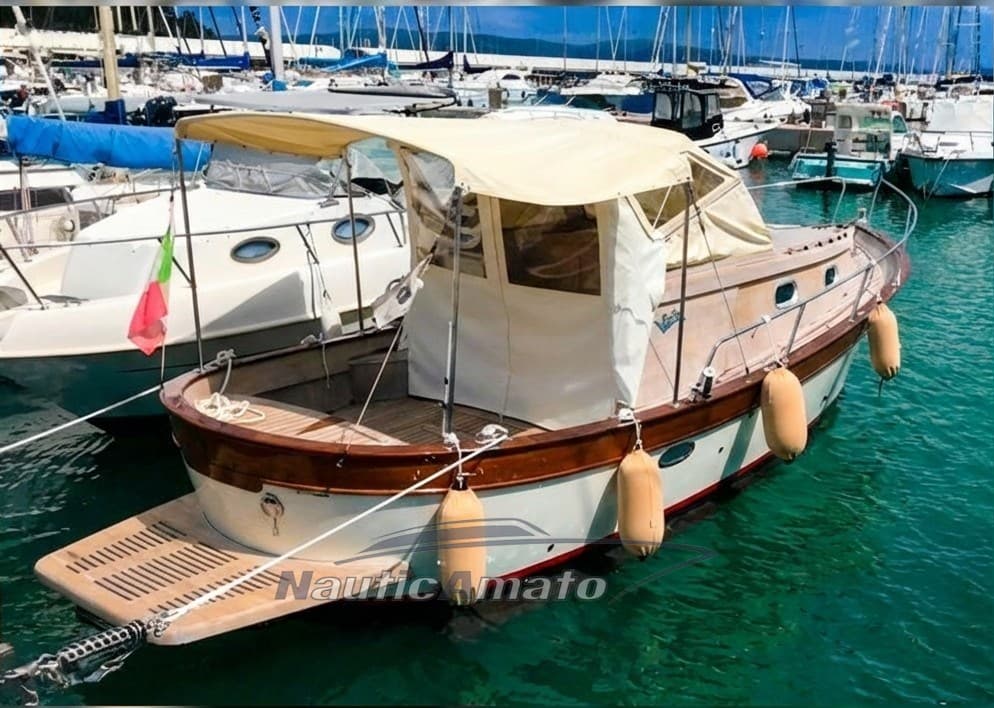 Bani 7.60 Semicabinato - Deck View Bani 7.60 Semicabinato - Deck View