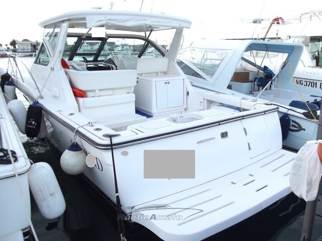 Tiara Yachts 3200 Open 2006 - Detail View 1 Tiara Yachts 3200 Open 2006 - Detail View 1