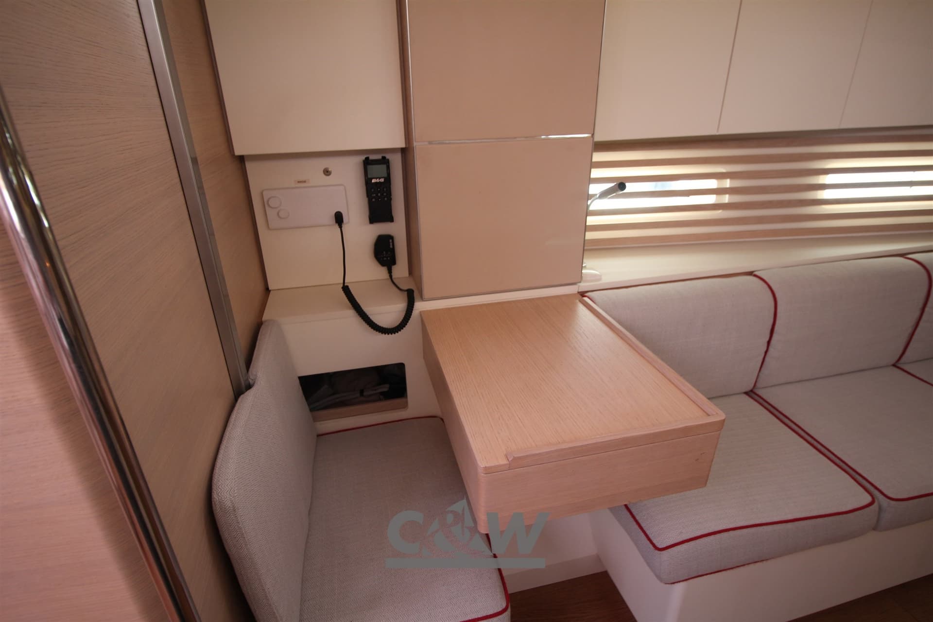 Italia Yachts Italia 14,98 used - hero image 19