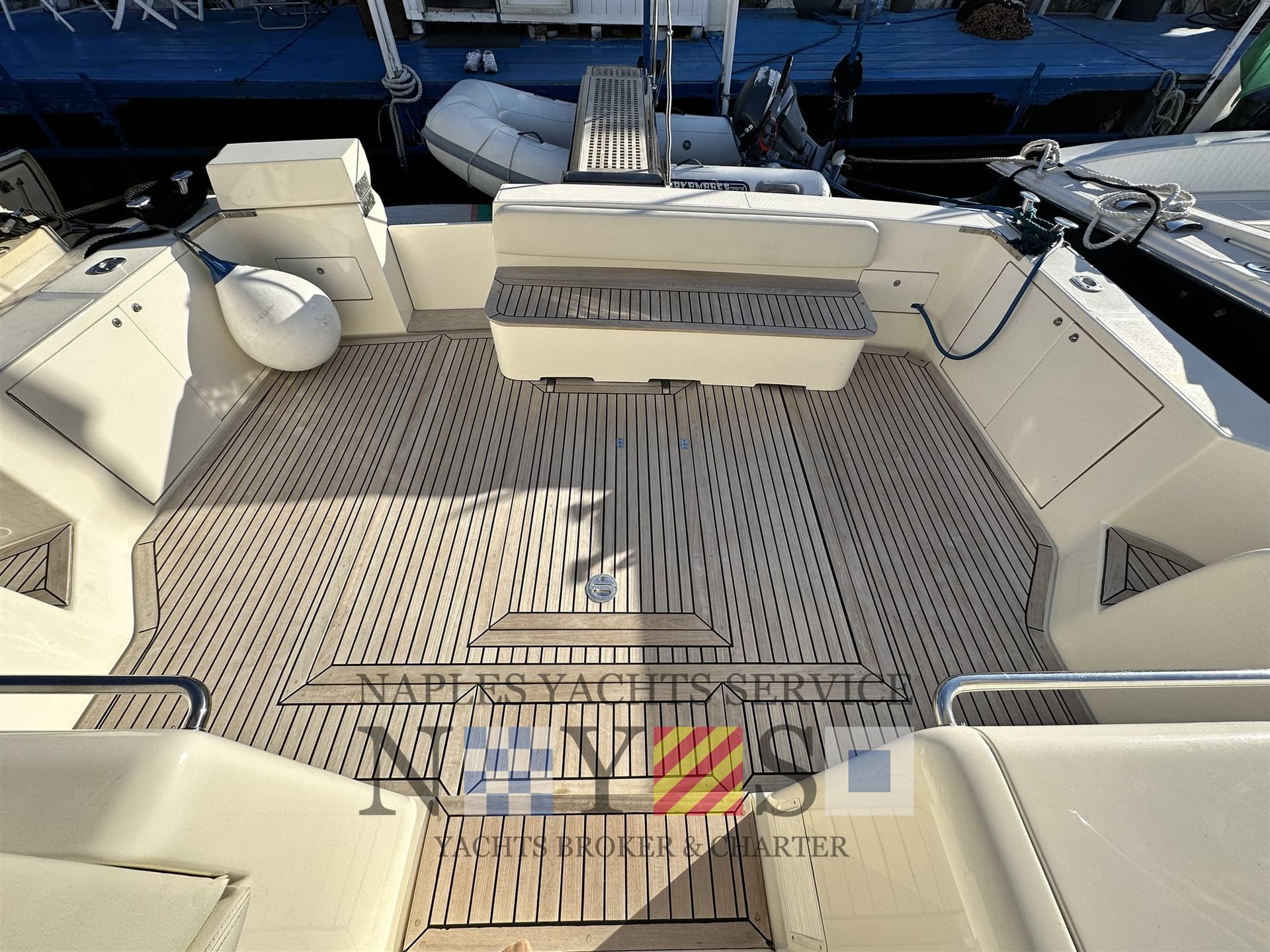 Uniesse Marine 48 Open - Interior View Uniesse Marine 48 Open - Interior View