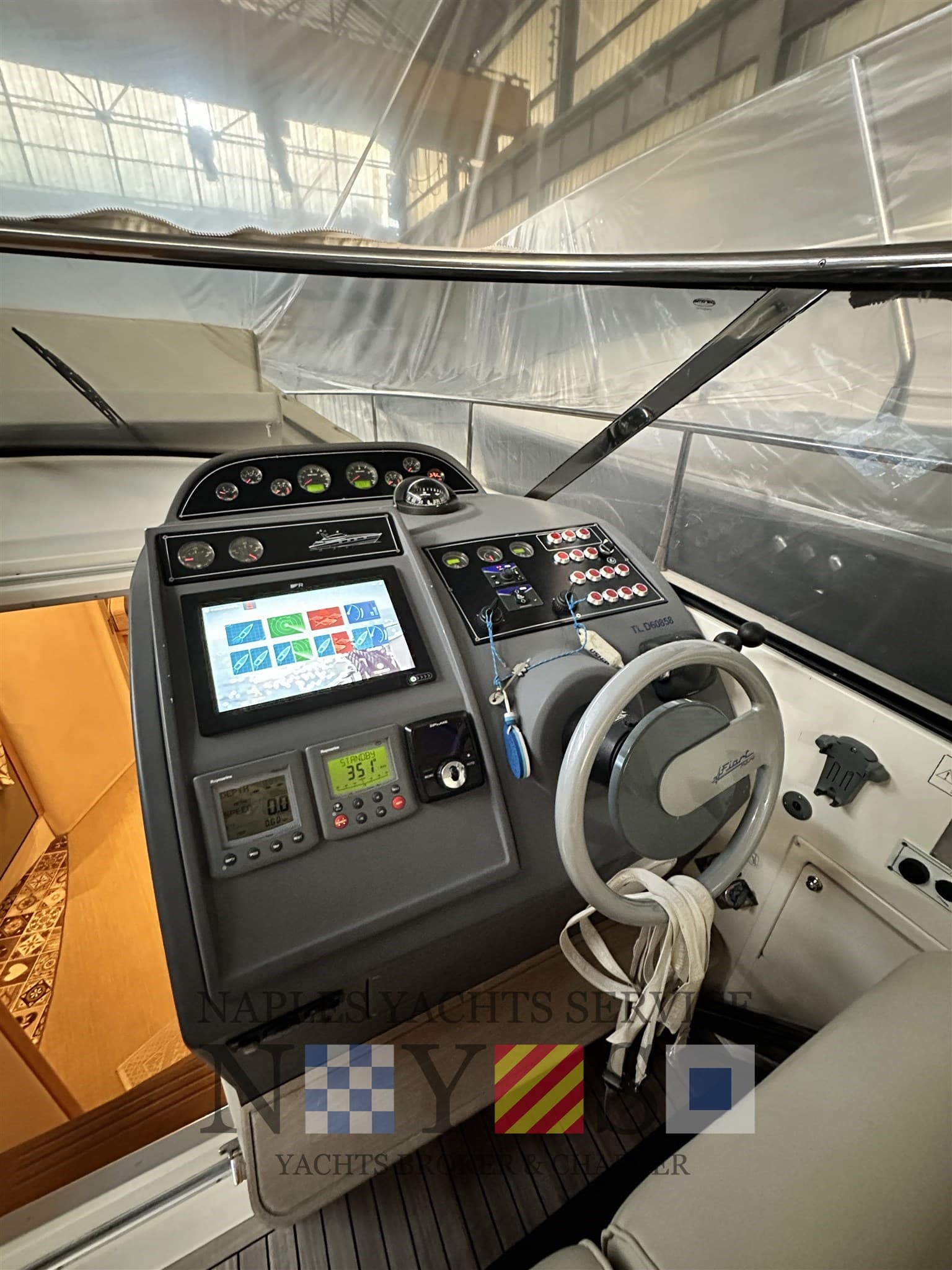 Fiart Mare 38 Genius - Deck View Fiart Mare 38 Genius - Deck View