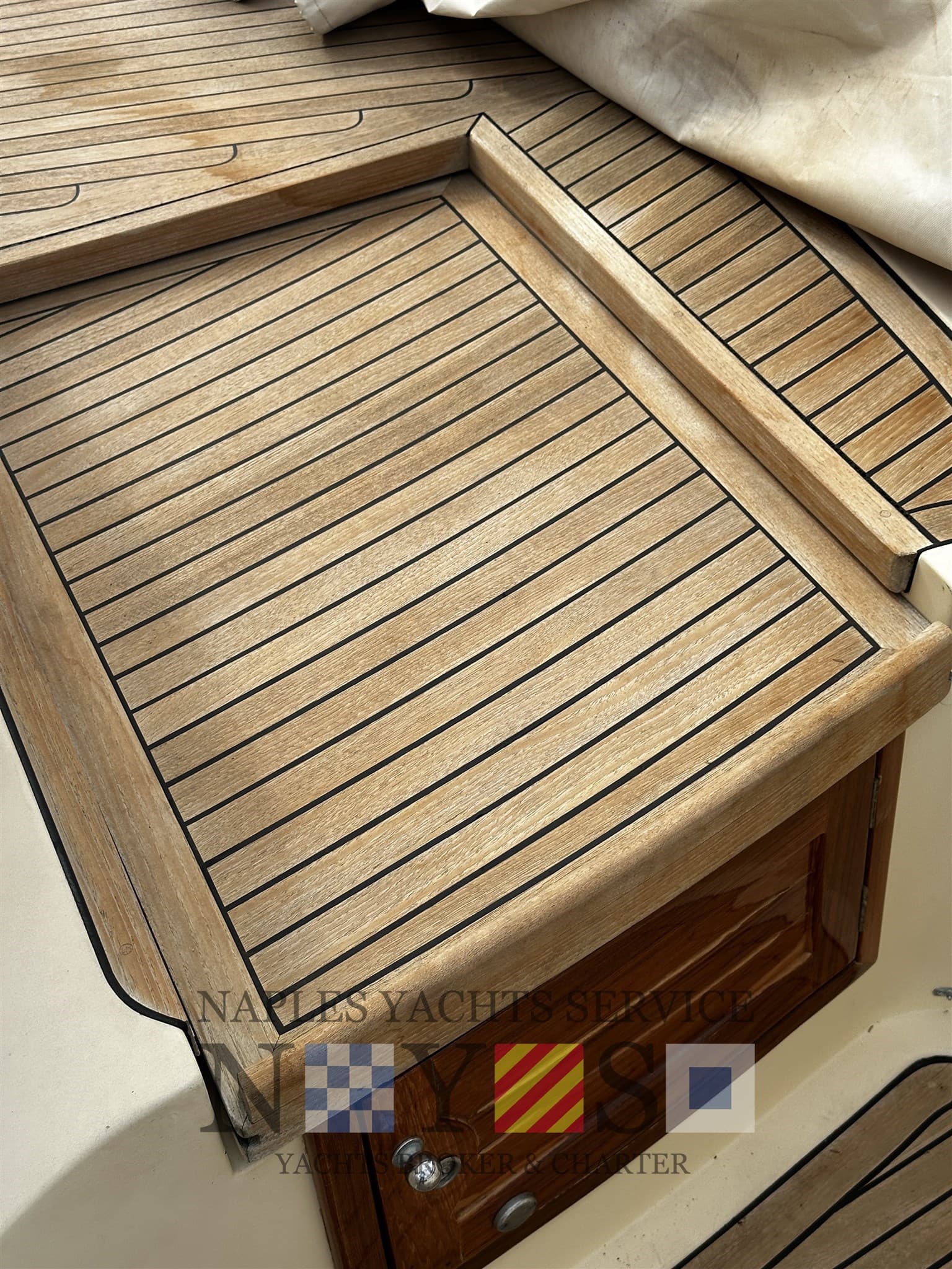 Fratelli Aprea Sorrento 50 - Deck View Fratelli Aprea Sorrento 50 - Deck View