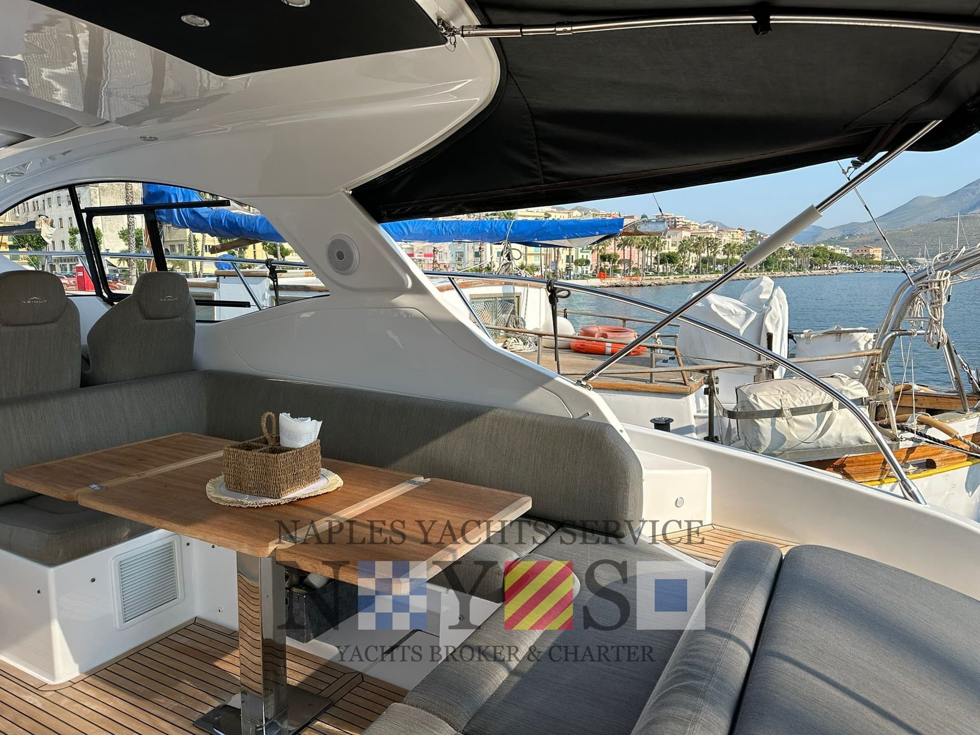 Azimut Atlantis 45 d'occasion - image hero 5