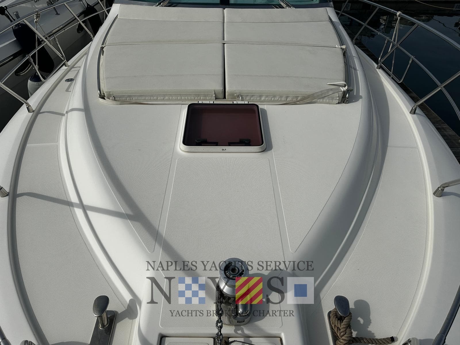 Uniesse Marine 42' Open - Detail View 1 Uniesse Marine 42' Open - Detail View 1