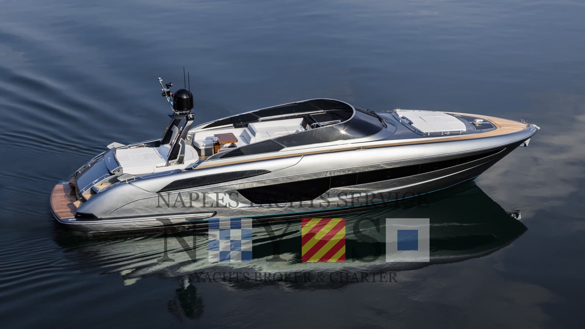 Riva 56 Rivale - Detail View 1 Riva 56 Rivale - Detail View 1