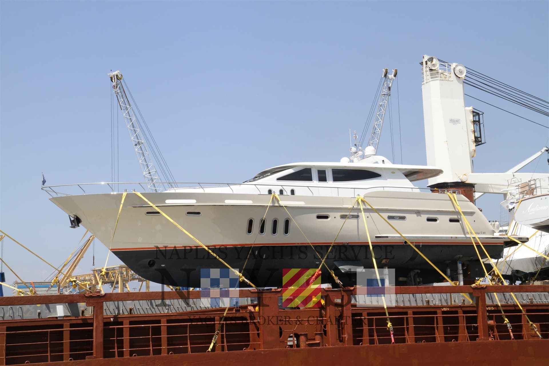 Pacific Shipyard Prestige S205 - Interior View Pacific Shipyard Prestige S205 - Interior View