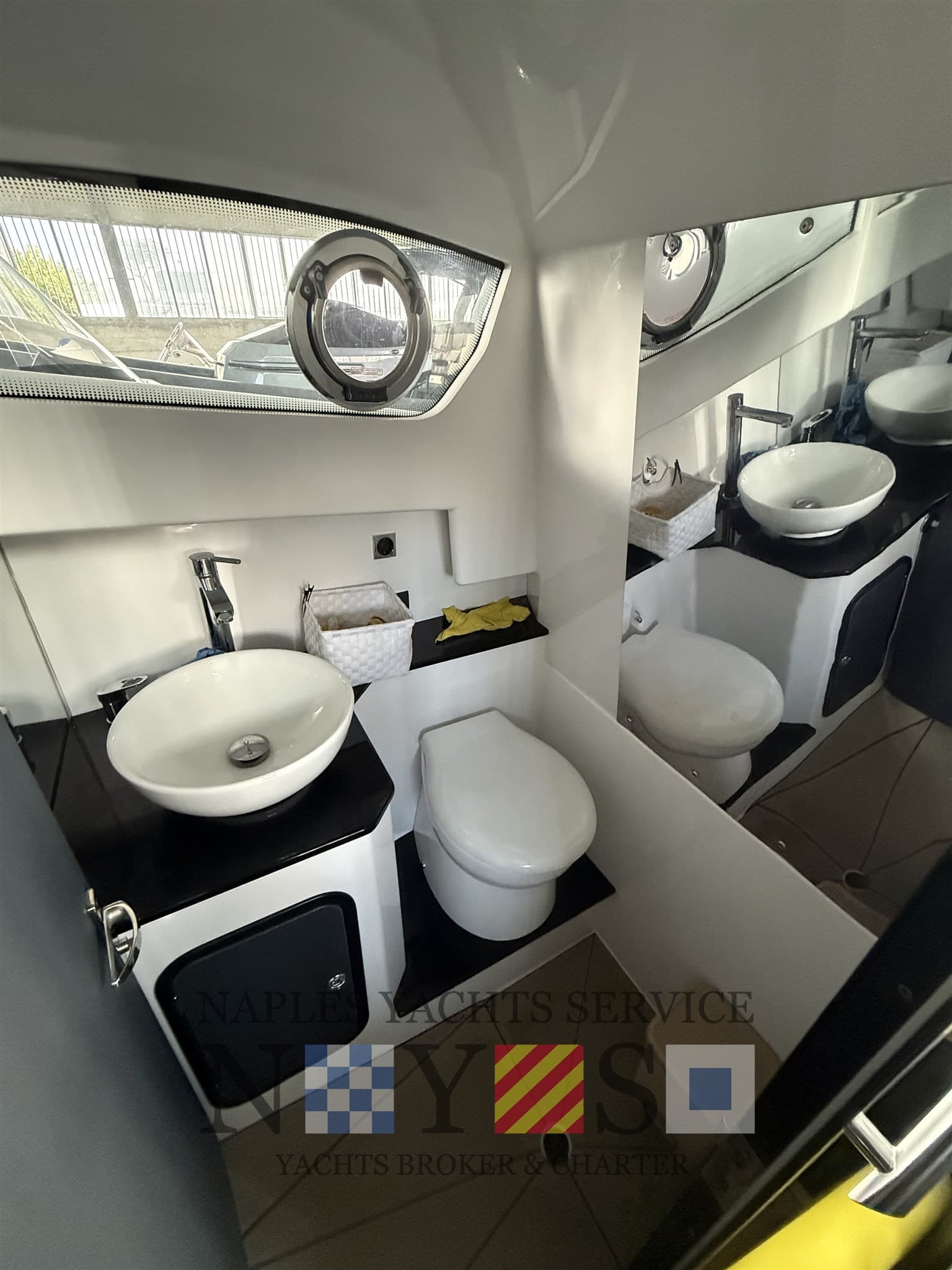 Mv Marine Mito 40 usato - foto hero 19