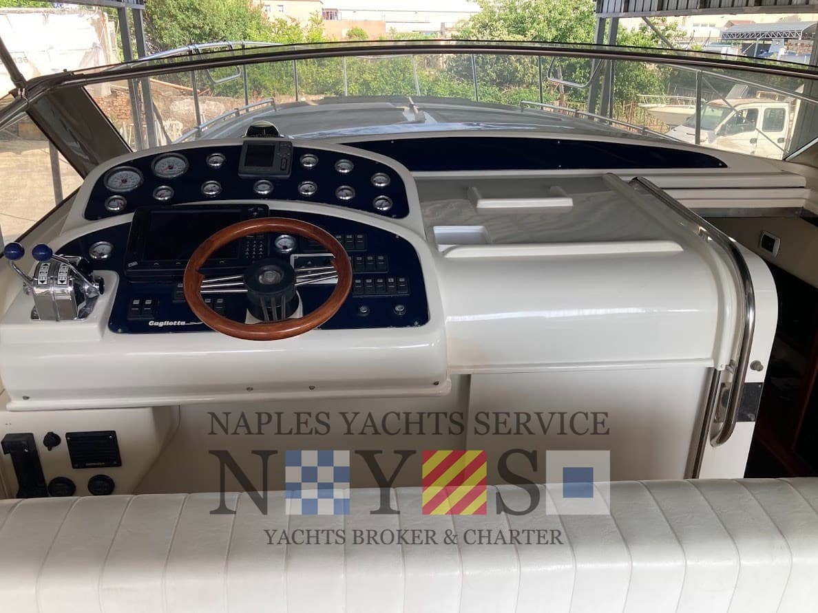 Gagliotta Camaro Even 42 - Detail View 1 Gagliotta Camaro Even 42 - Detail View 1