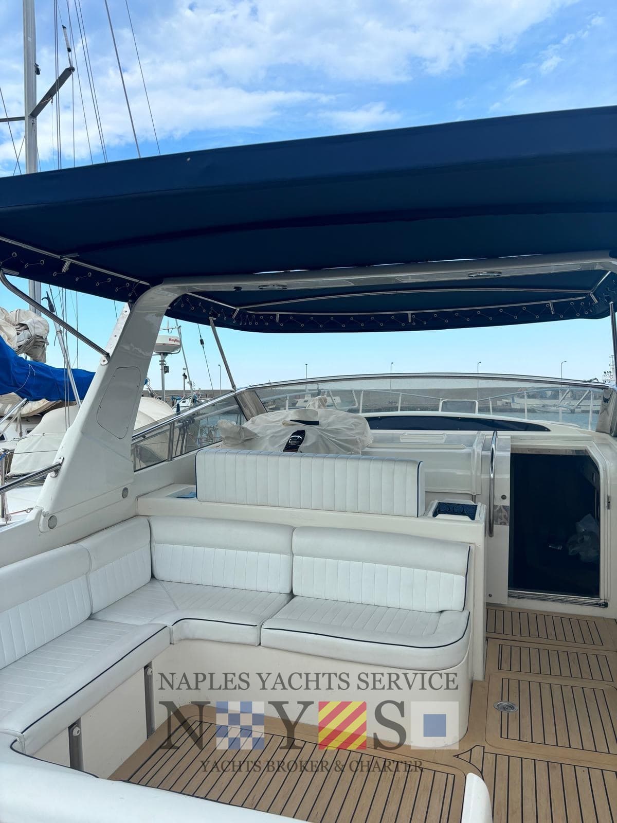 Gagliotta Camaro Even 42 - Interior View Gagliotta Camaro Even 42 - Interior View