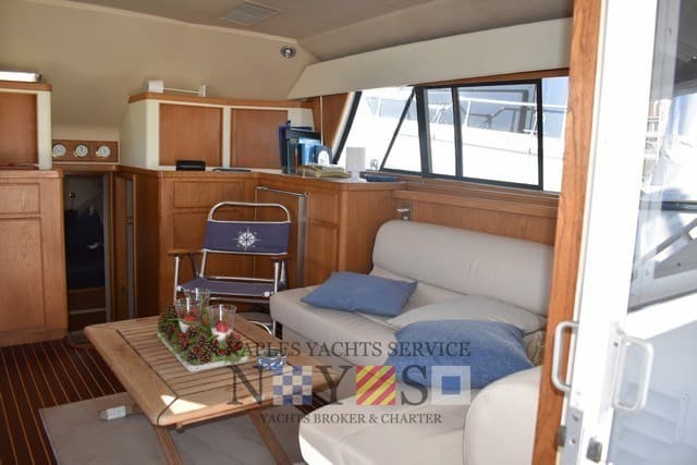 Bertram Yacht 37' Convertible - Interior View Bertram Yacht 37' Convertible - Interior View