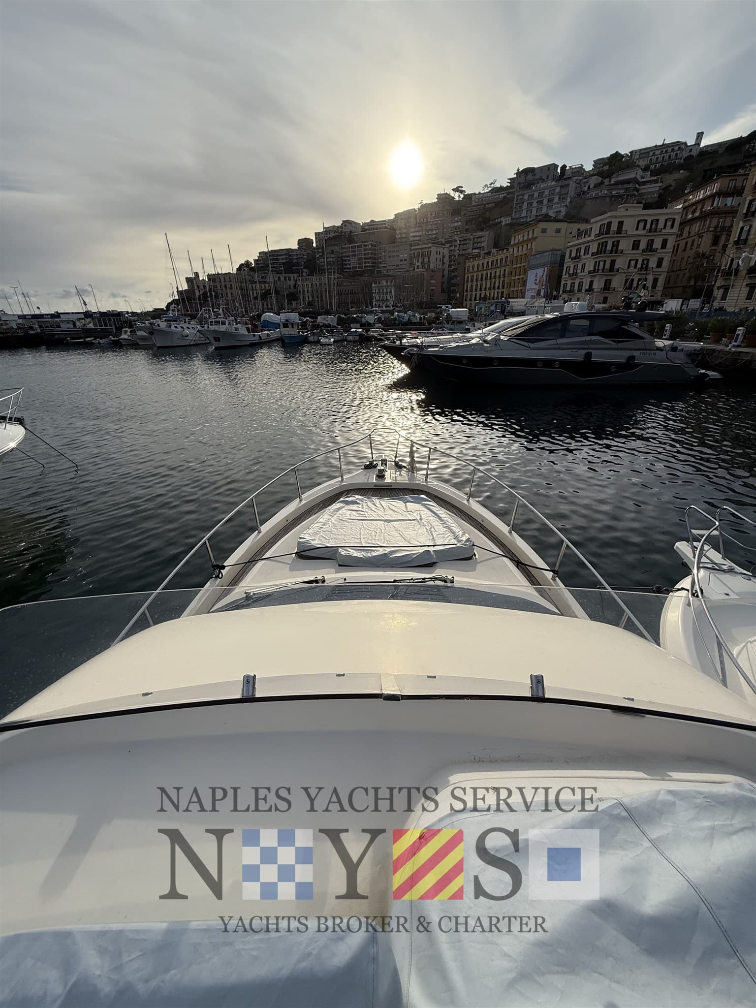 Cayman 42 Fly used - detail 3